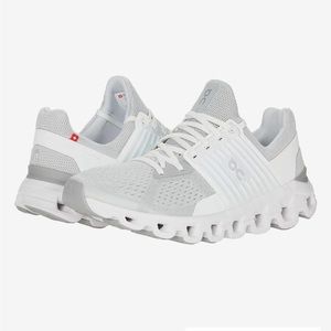 On Cloudswift Women’s running shoe size 7